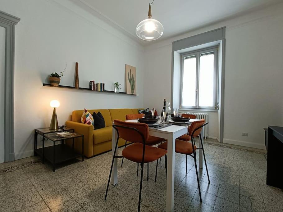 Stylish Flat Near Station And City Center Комо Екстер'єр фото